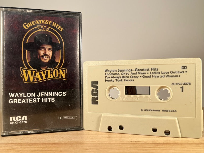 WAYLON JENNINGS – Greatest Hits – CASSETTE TAPE
