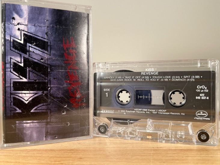 KISS – revenge – CASSETTE TAPE