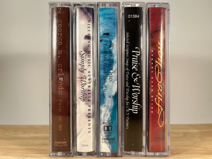 LOT OF 5 RELIGIOUS TAPES - various artists - CASSETTE SET