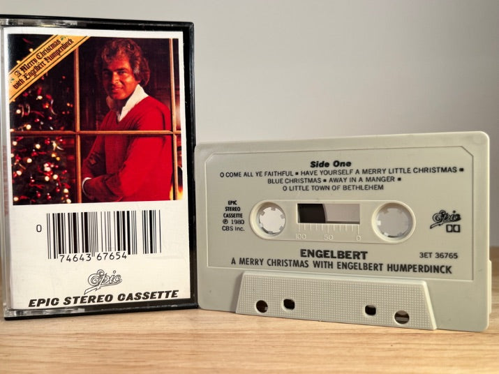 ENGELBERT HUMPERDINCK  a merry christmas - CASSETTE TAPE