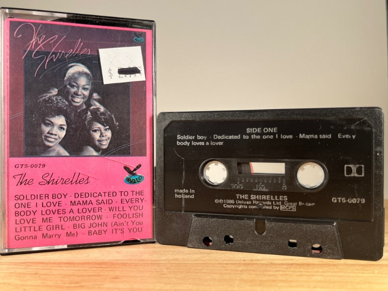 THE SHIRELLES – The Shirelles – CASSETTE TAPE