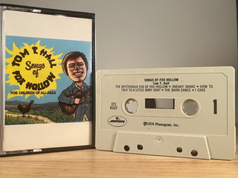 TOM T. HALL - Songs Of Fox Hollow - CASSETTE TAPE