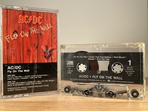 AC/DC – fly on the wall – CASSETTE TAPE