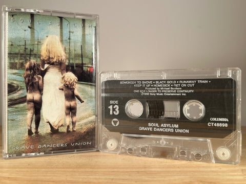 SOUL ASYLUM - Grave Dancers Union - CASSETTE TAPE