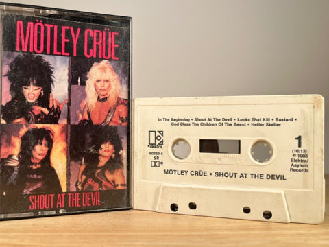 MOTLEY CRUE - Shout at the Devil - CASSETTE TAPE-4